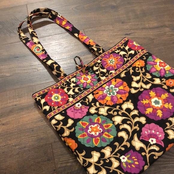 Vera Bradley Tote - Picture 11 of 13